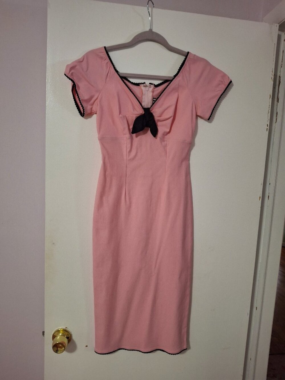 Pinup Couture Light Pink Pinup Pencil Dress Size M